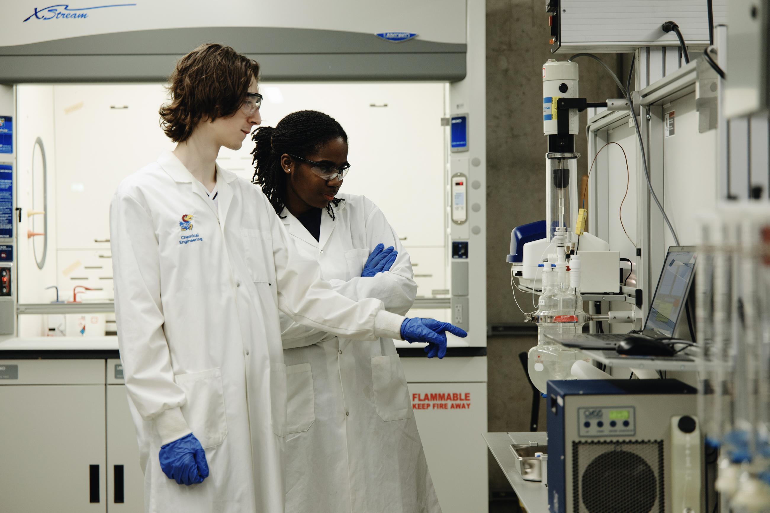 students working on an experiment together